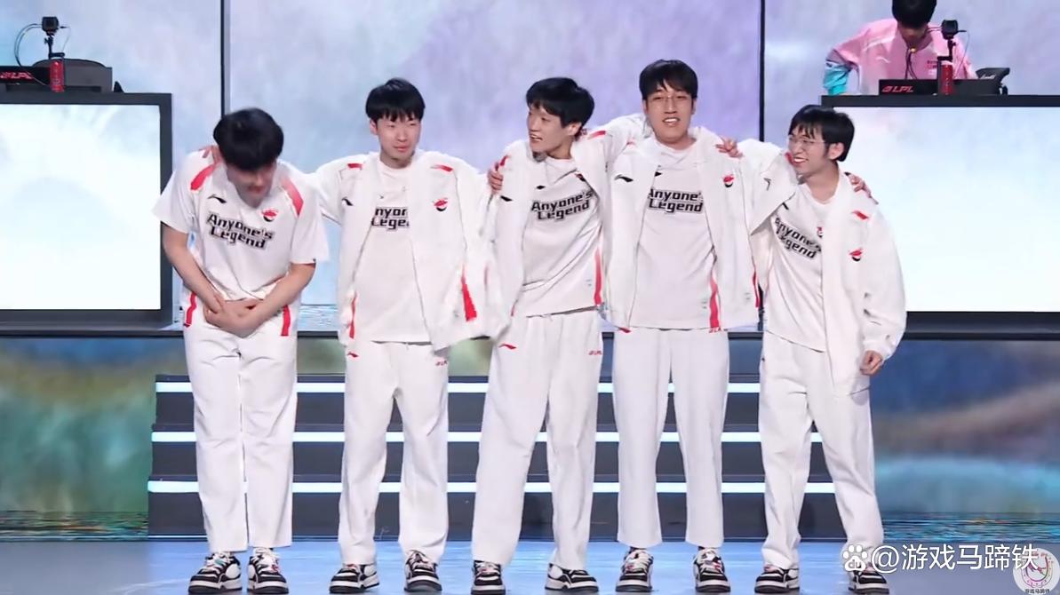 关于GEN血洗TES，Gumayusi团战一打五焦点之战2025世界赛，引爆全场热议的信息