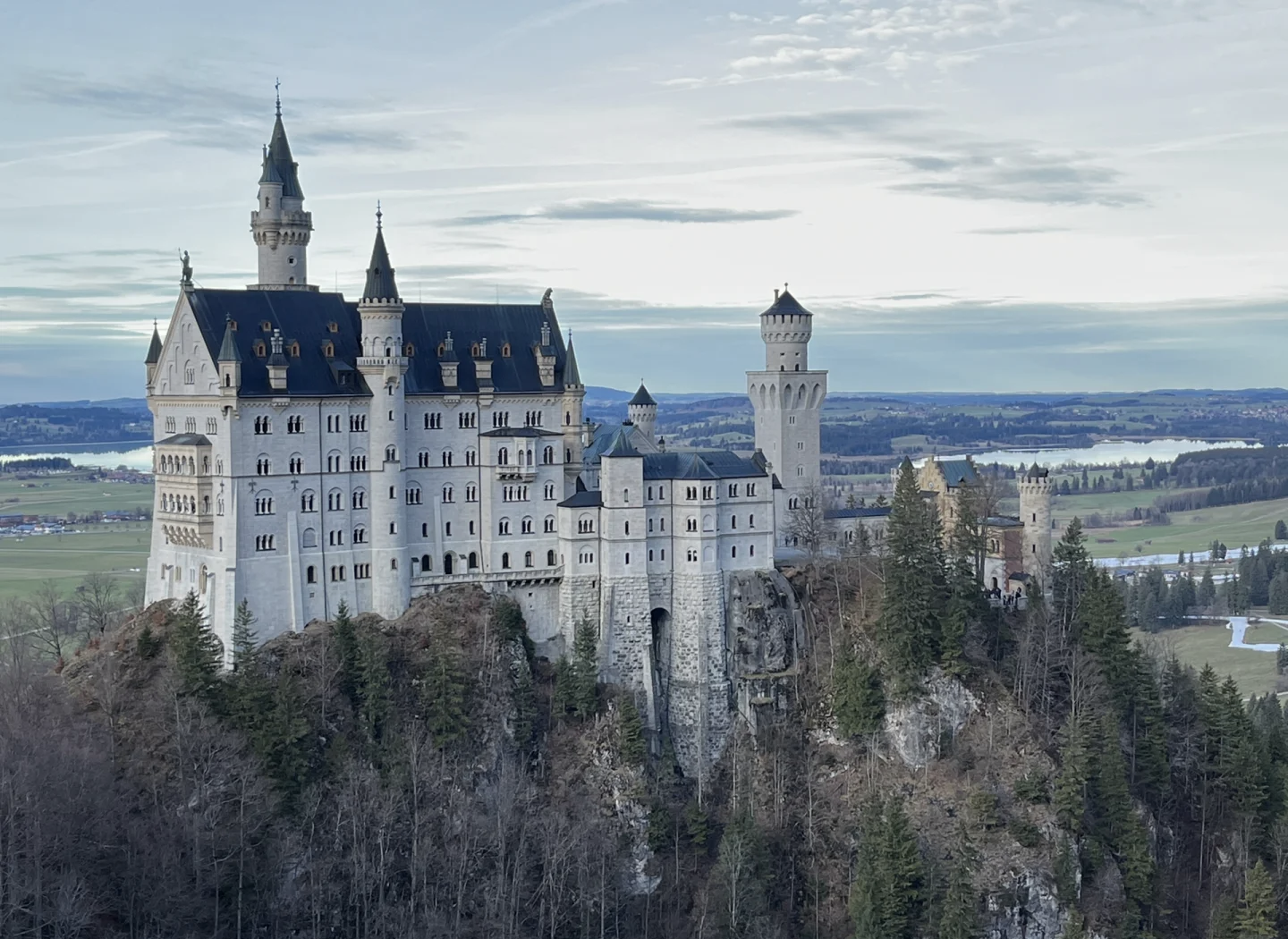 关于奥格斯堡主场小胜慕尼黑1860,保持中游稳定的信息 关于奥格斯堡主场小胜慕尼黑1860,保持中游稳定的信息