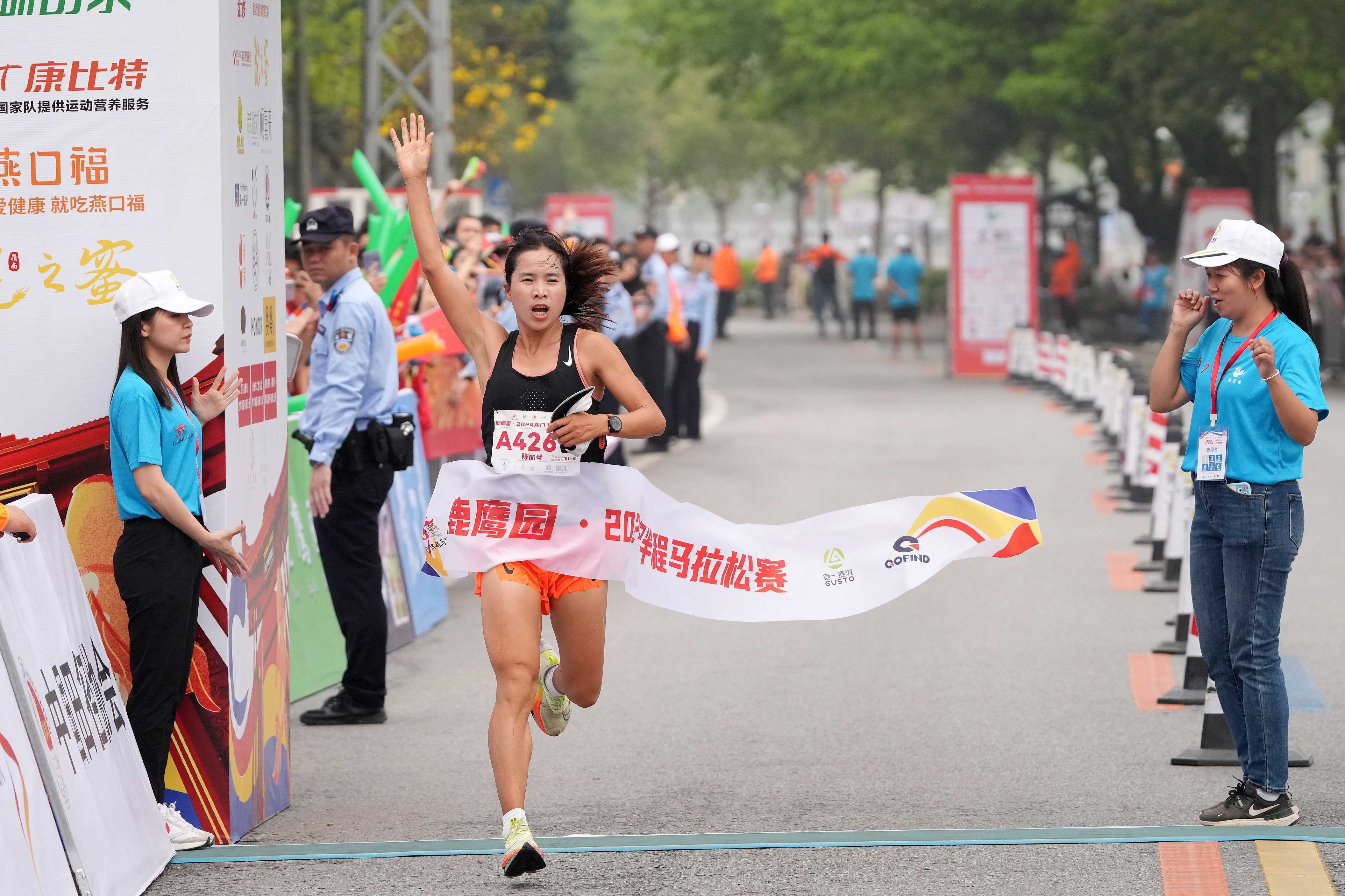 运动员们化身奥运明星点亮赛场、传递正能量 运动员们化身奥运明星点亮赛场、传递正能量