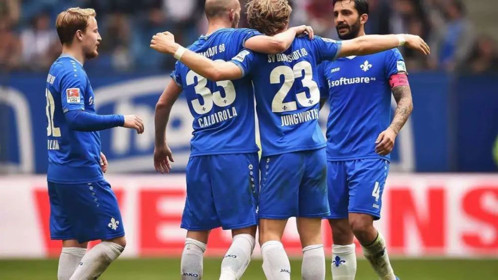 开云体育下载-包含斯图加特客场大捷，全取三分的词条