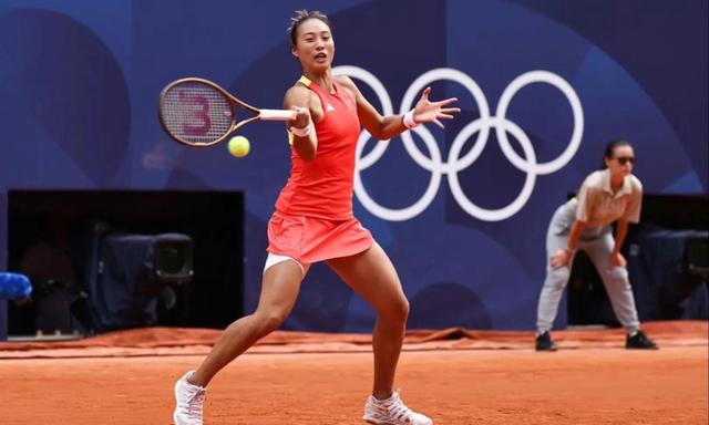 选手实力可观,赛场赢得掌声 选手实力可观,赛场赢得掌声