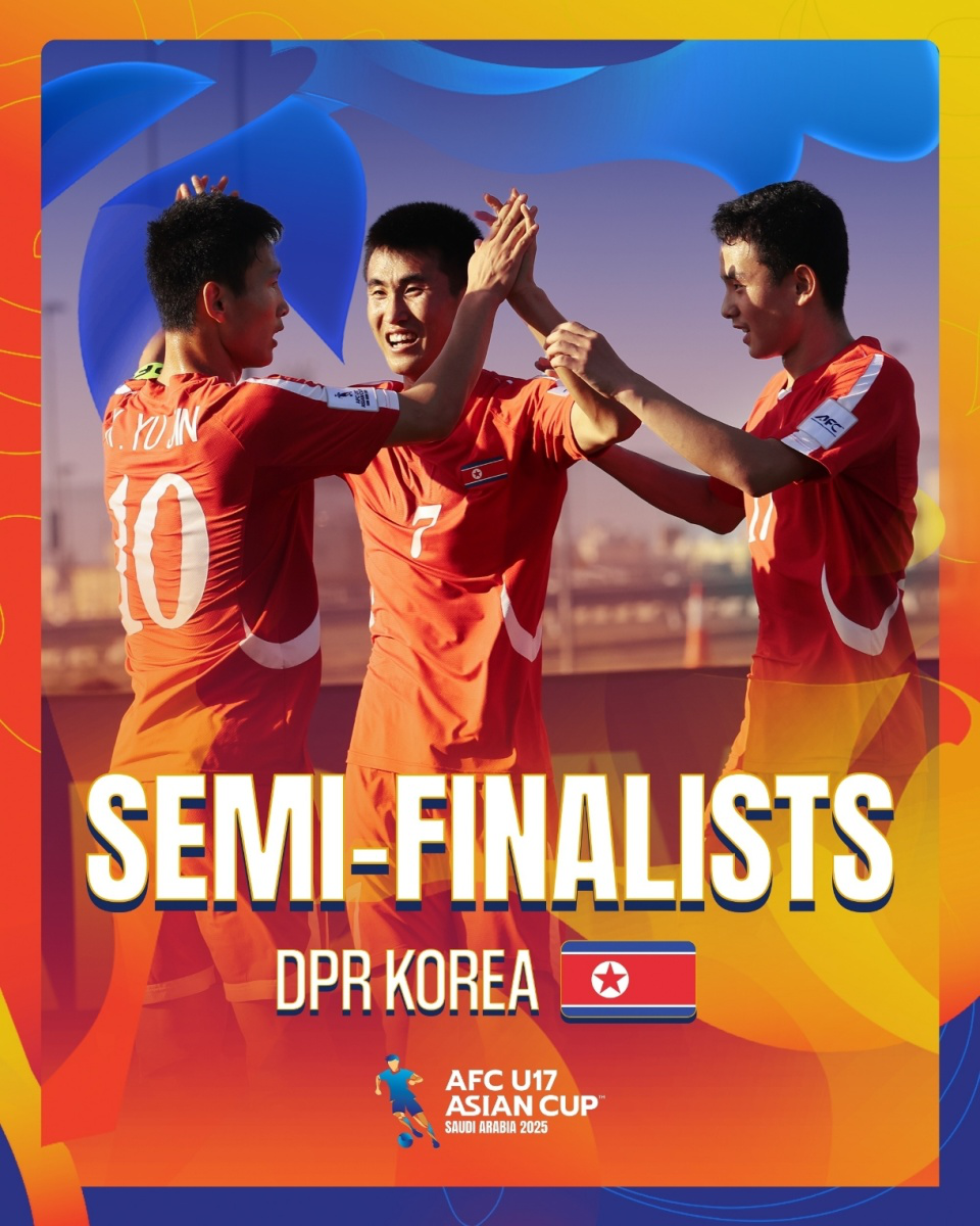 开云体育中国-足球快报场上对决激烈，球队斗志高昂的简单介绍