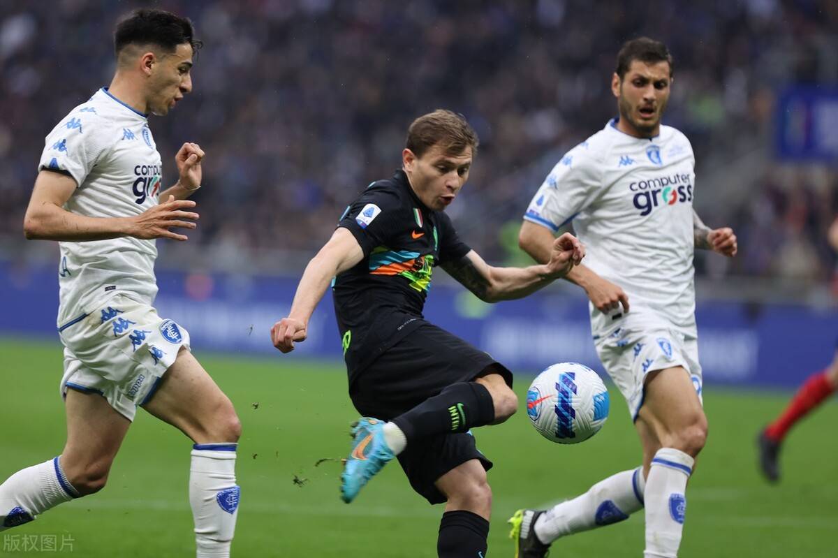 冰岛全力反扑，逼平实力强队令人惊叹的简单介绍