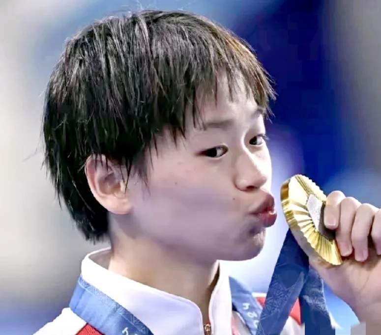 日本小将表现出色，获得游泳金牌的简单介绍