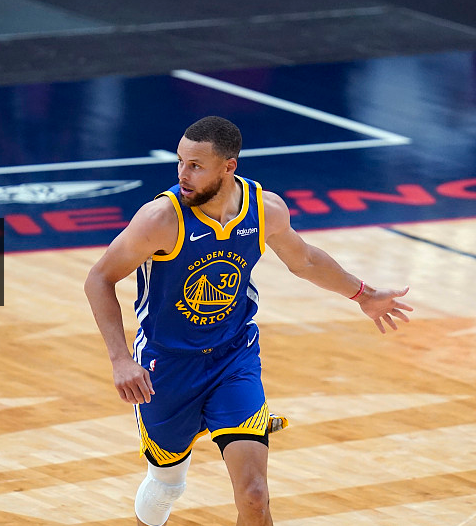 76人横扫广东队，锡安关键制胜