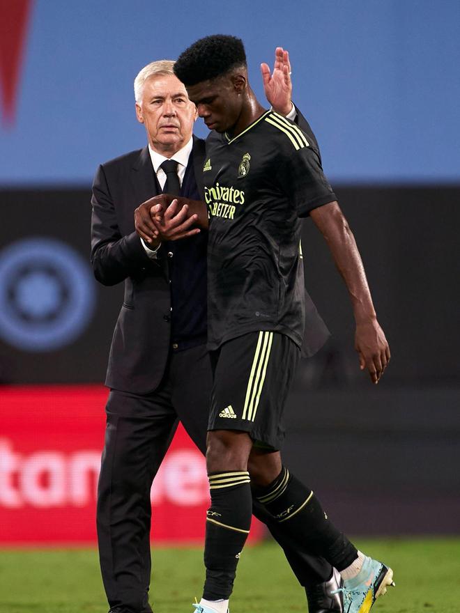 AC米兰碾压德国，楚阿梅尼点燃赛场的简单介绍