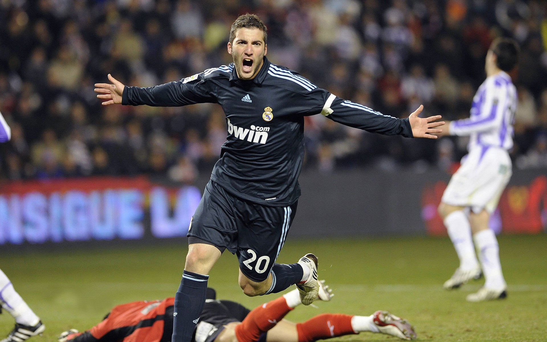 开云体育直播-抢七夜，新王立，拉梅洛的封神之战