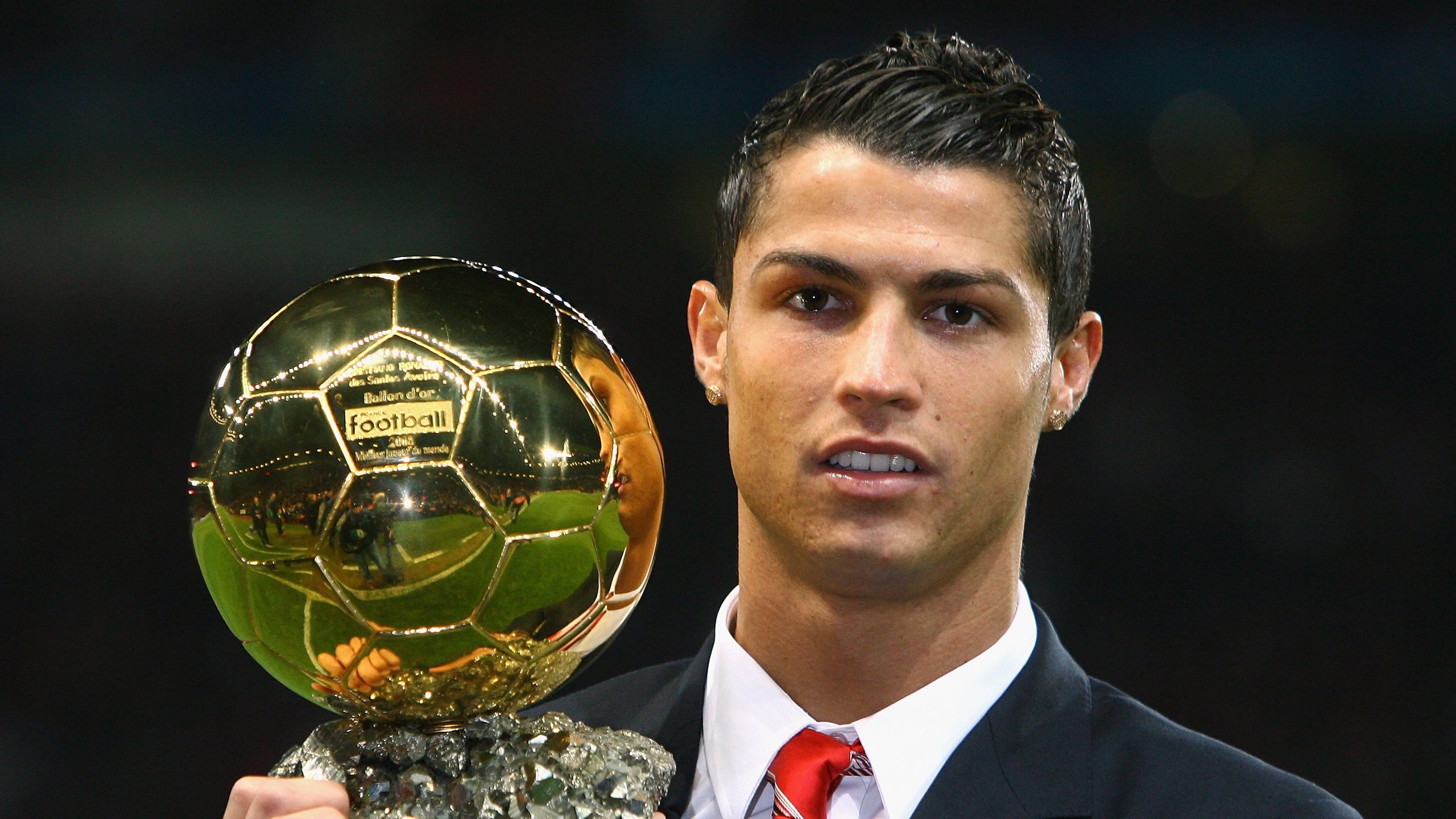 开云体育中国-北欧风暴与阿尔卑斯铁壁，当哈兰德爆发遇上瑞士强行终结佛罗伦萨