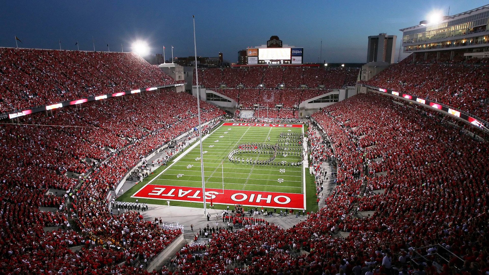 雷霆鏖战四川队，范弗利特惊艳四座
